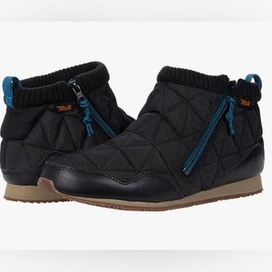 Teva Reember Mid Moccasin Winter Ankle Boots Black Blue Size 10